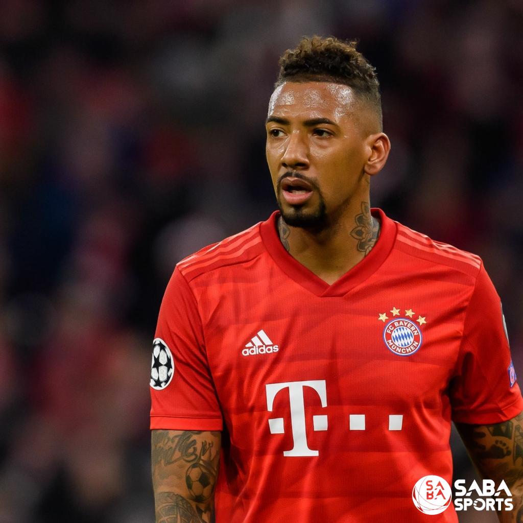 Boateng bị phân biệt chủng tộc