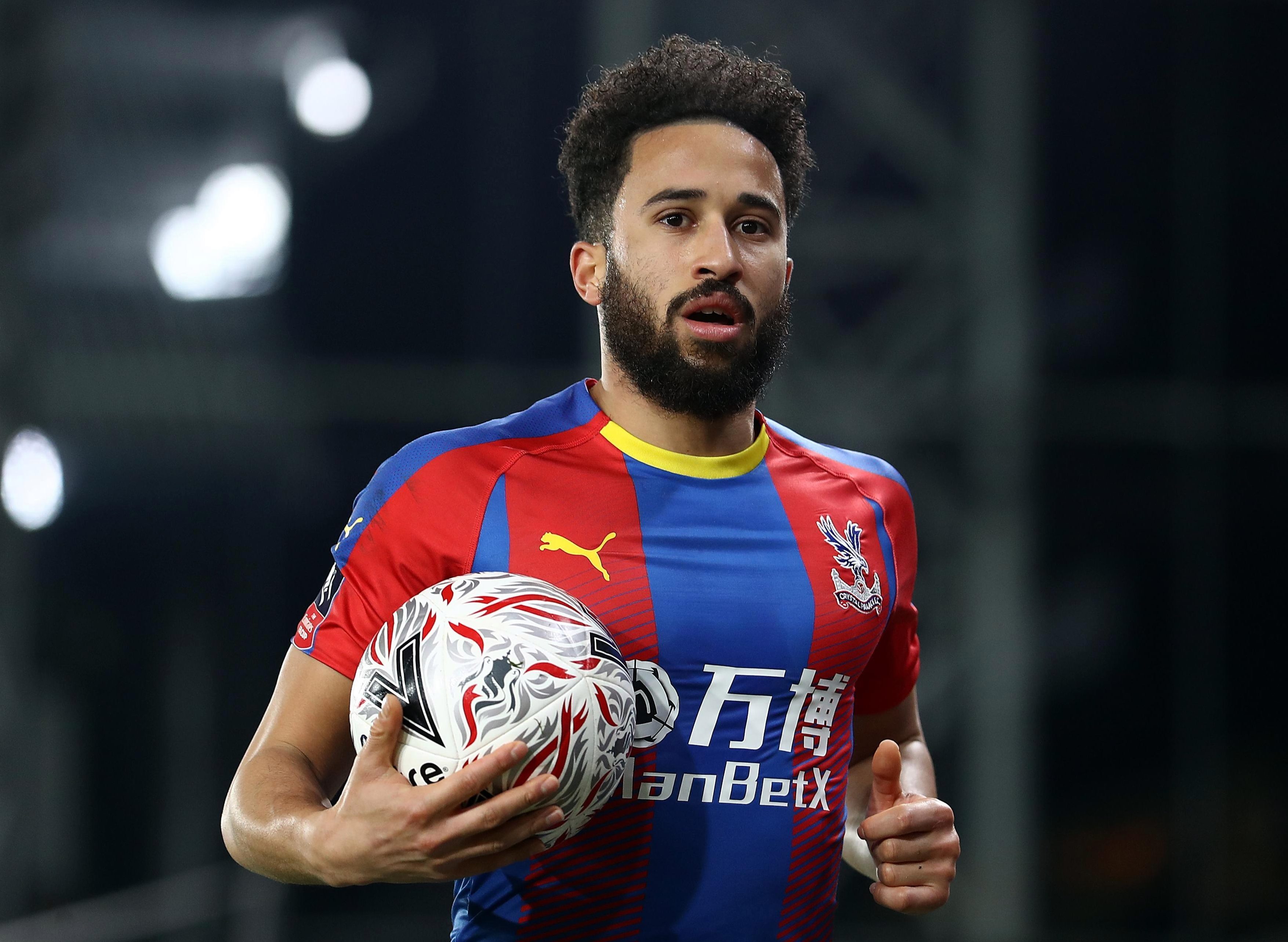 Andros Townsend lấn sân sang truyền thông