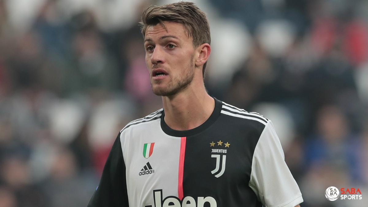 Daniele Rugani vừa lên chức bố