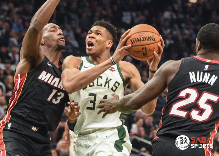 Lại thêm một mùa giải trắng tay của Giannis cùng Bucks