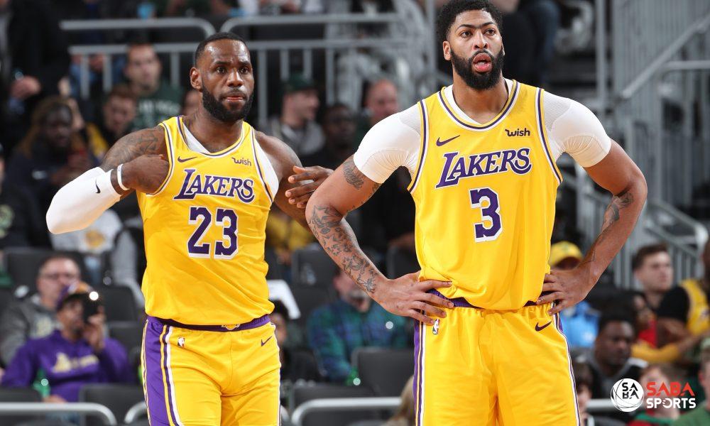 LeBron James (số 13) và Anthony Davis (số 3) là hai nhân tố chính đưa Lakers vào chung kết