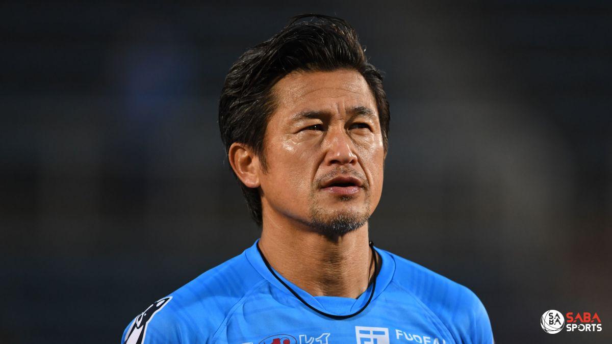 Kazuyoshi Miura trở thành cầu thủ lớn tuổi nhất J-League