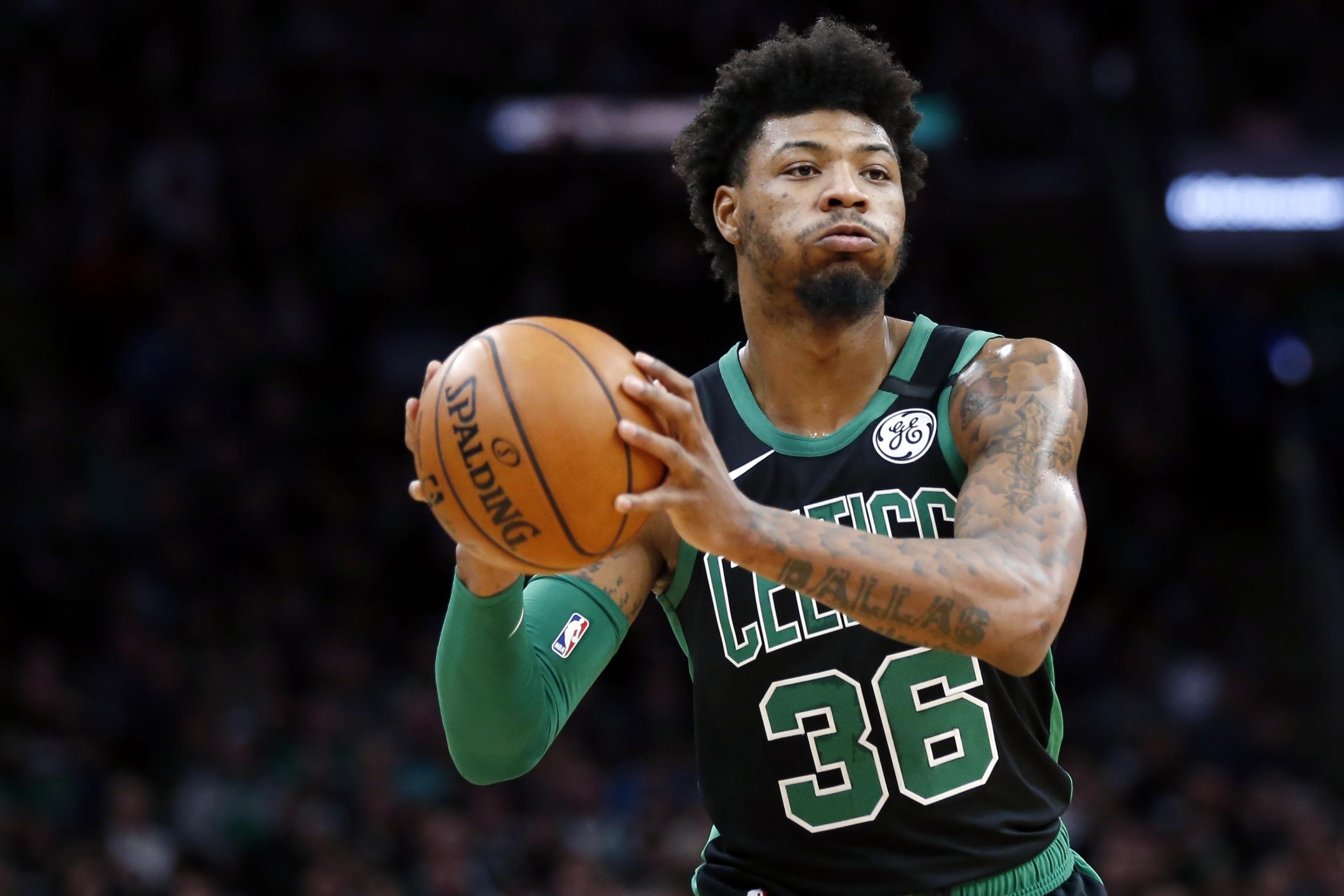 Marcus Smart lại dính án phạt