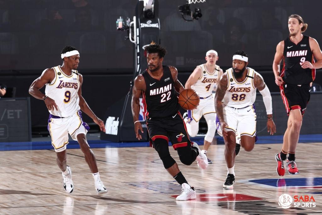 Jimmy Butler cạn kiệt sức lực khi đã 'gồng gánh' Heat trận 5