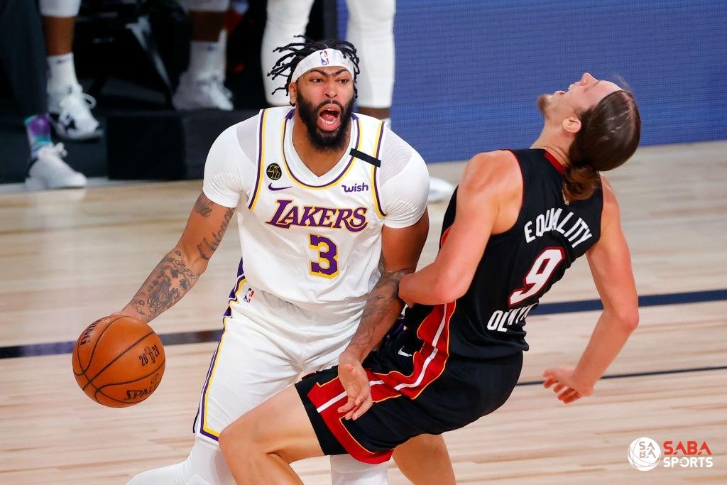 Anthony Davis bất ngờ chơi sa sút so với 2 trận đấu trước đó