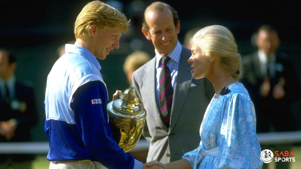 Boris Becker cùng danh hiệu Wimbledon đầu tiên