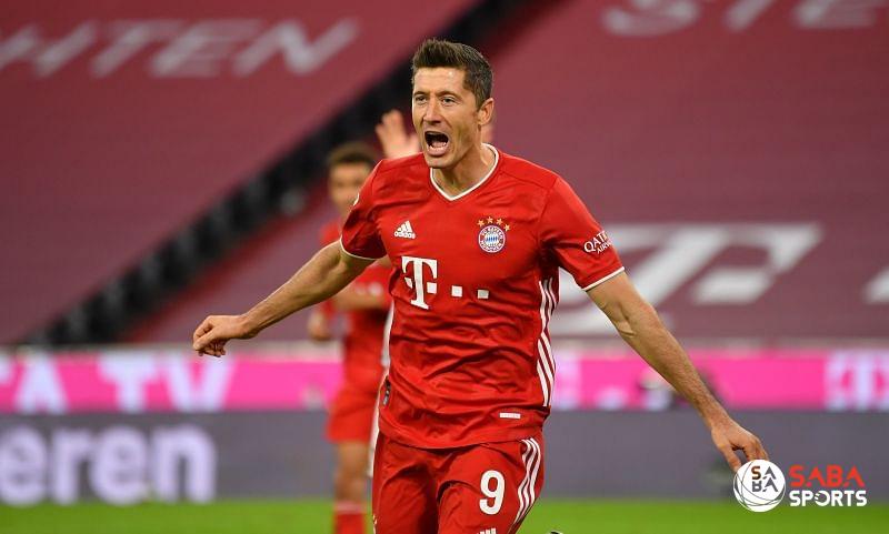 Lewandowski sắm vai "anh hùng" của Bayern