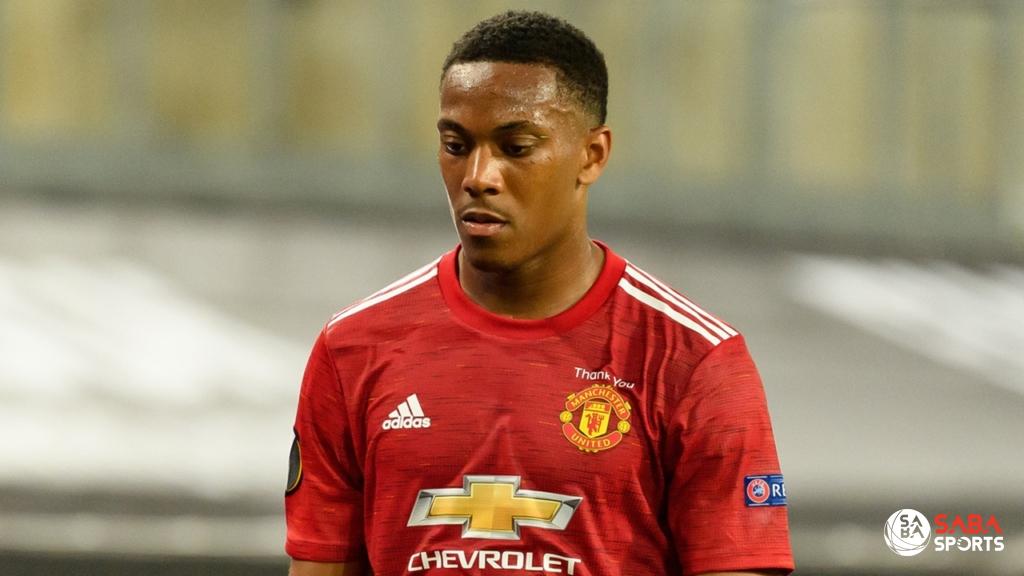 Martial trở thành tội đồ của MU trong trận đấu với Tottenham.