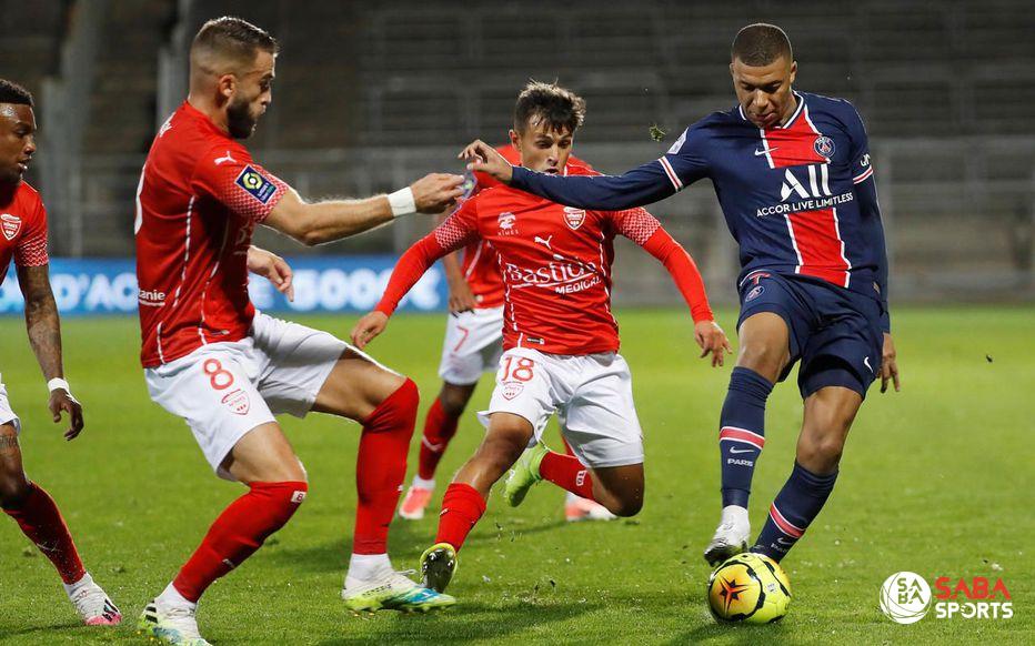 Dù vắng nhiều trụ cột nhưng PSG vẫn dễ dàng đè bẹp Nimes 4-0