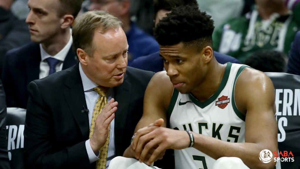 Ban lãnh đạo Milwaukee Bucks đang thuyết phục Giannis gia hạn hợp đồng với CLB