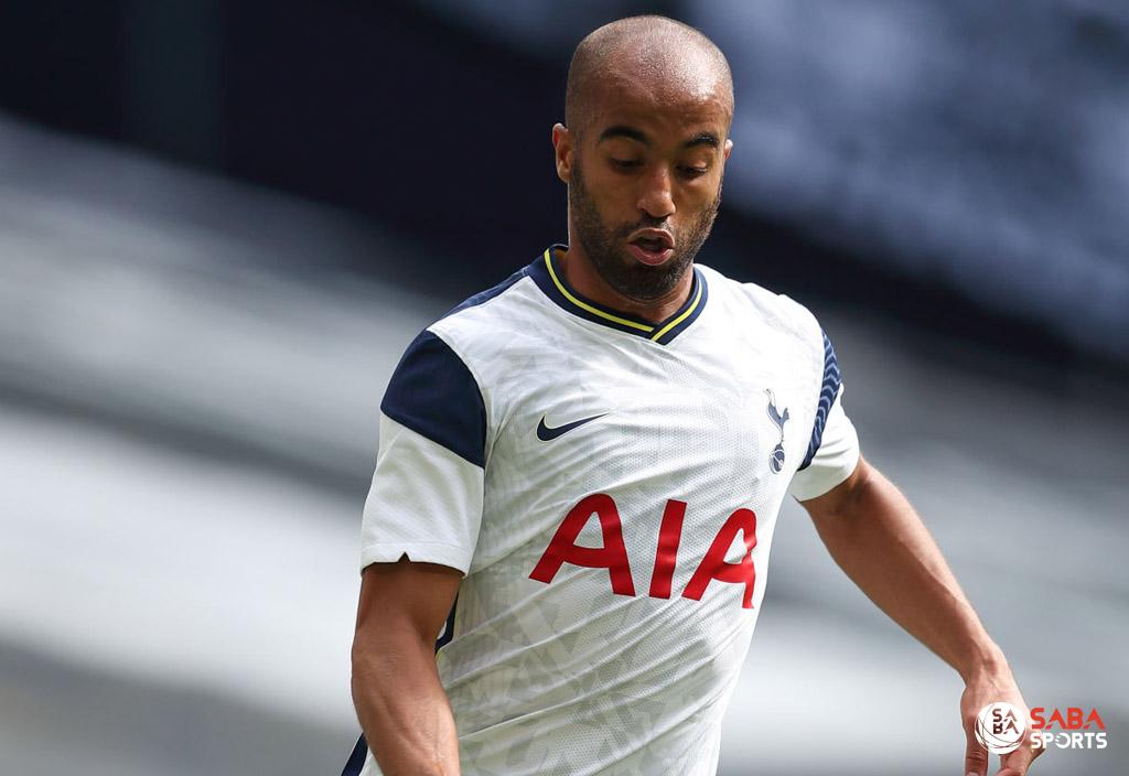 Moura ấn định chiến thắng 4-0 cho Tottenham