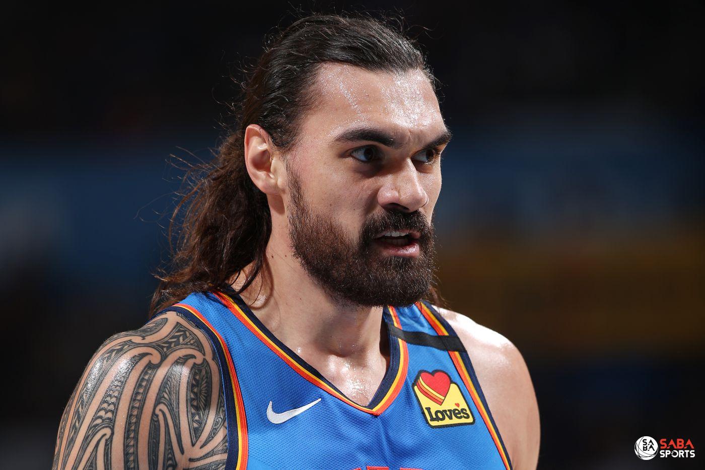 Steven Adams cập bến Pelicans