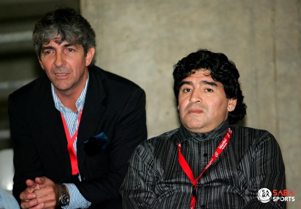 Ảnh chụp Rossi cùng Maradona năm 2005