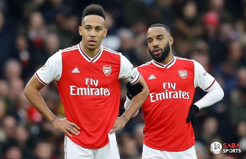 Bộ đôi Aubameyang, Lacazette đang gây thất vọng