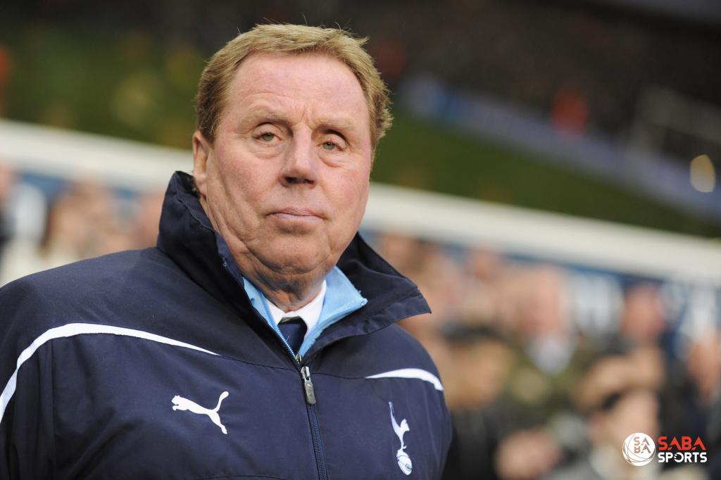 HLV Harry Redknapp như là vị cứu tinh của các cầu thủ Tottenham khi ấy