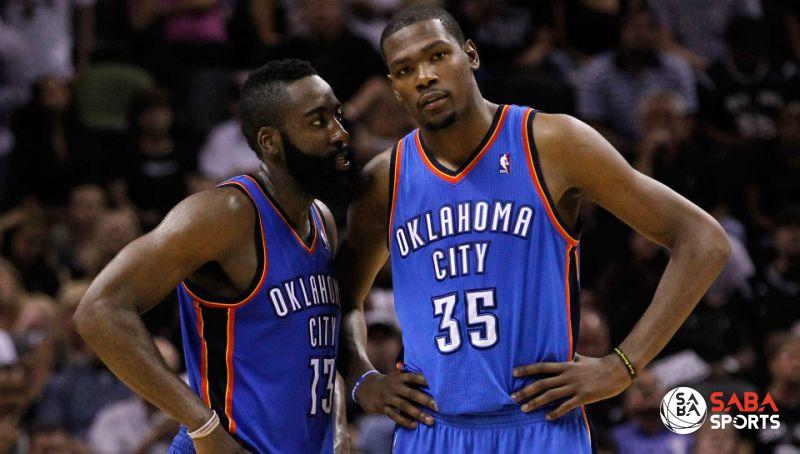 Harden tái ngộ người đồng đội cũ ở OKC Thunder