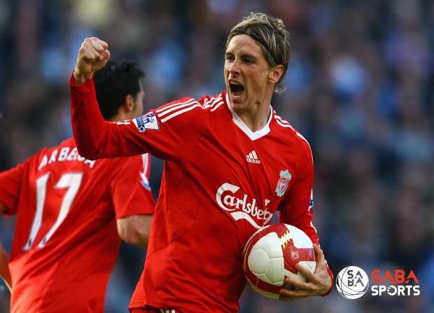 Torres thời còn khoác áo Liverpool