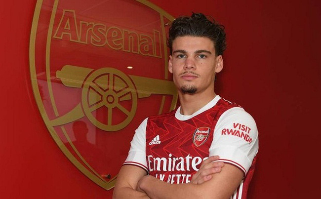 Omar Rekik gia nhập U23 Arsenal