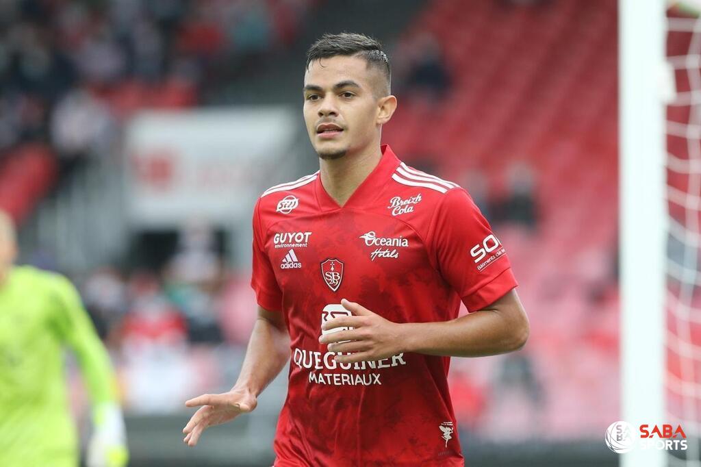 Man Utd và PSG tranh nhau Romain Faivre