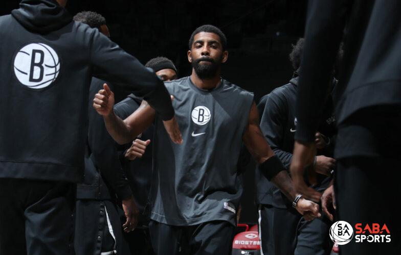 Kyrie Irving quay trở lại NBA