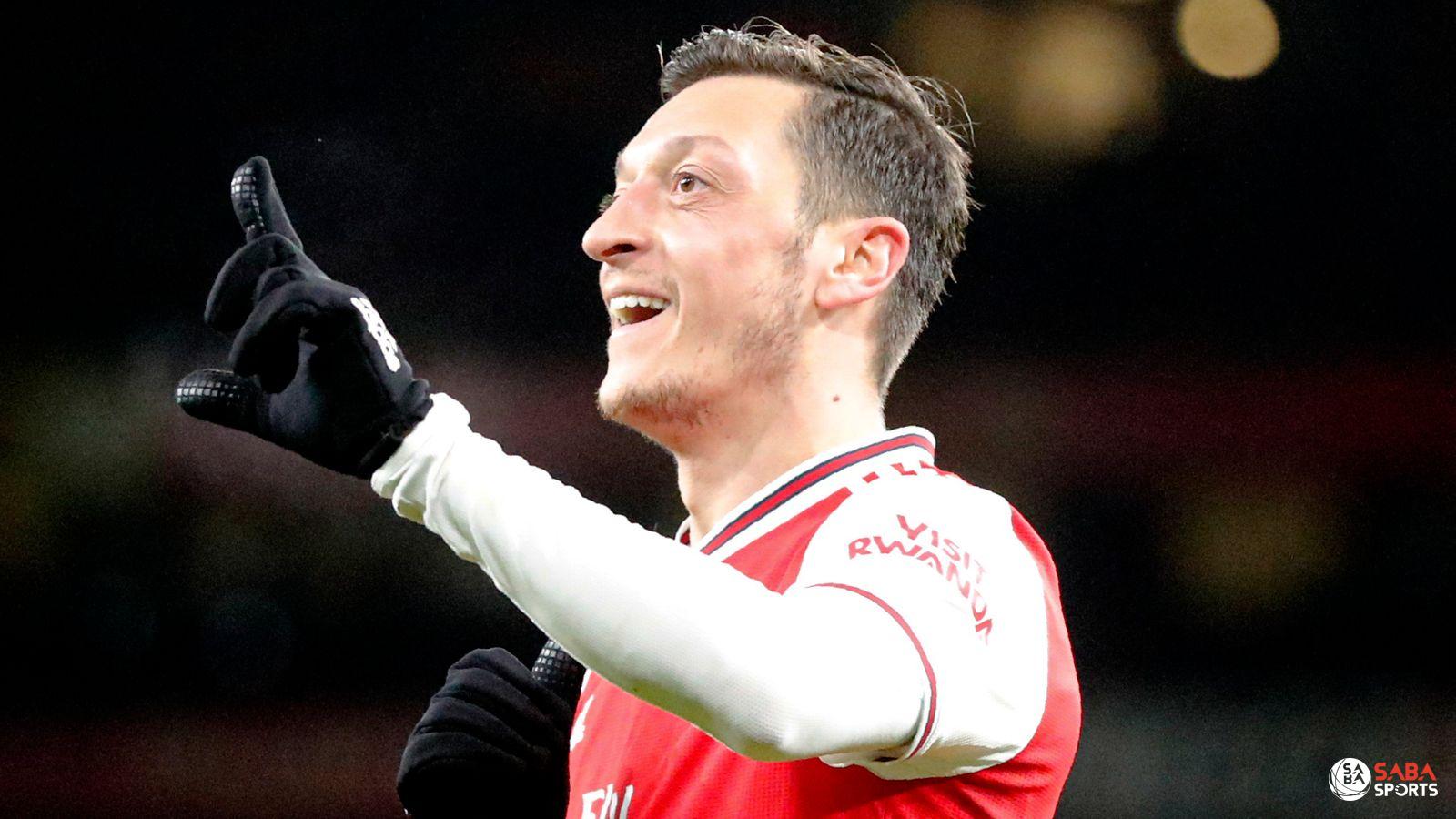 Mesut Ozil sắp tìm thấy lời giải cho bài toán tương lai