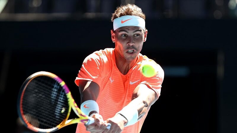 Nadal nỗ lực ghi điểm. (Ảnh: Eurosport)