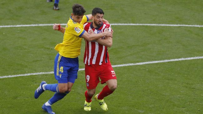 Atletico vẫn bản lĩnh hơn Cadiz.