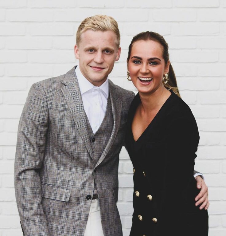 Người đẹp nhà Bergkamp đang hẹn hò với Van de Beek