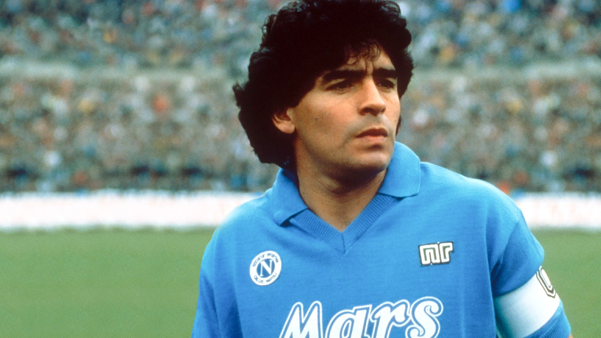 Sửng sốt chuyện Maradona uống bia pha thuốc ngủ những ngày cuối đời