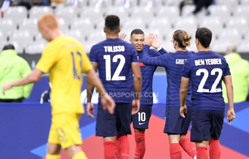 Những Mbappe, Griezmann không giúp đội nhà giành trọn 3 điểm