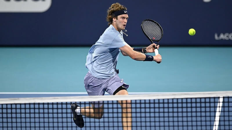 Rublev áp đảo người đàn anh. (Ảnh: ATP Tour)