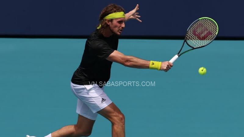 Tsitsipas duy trì sự tập trung. (Ảnh: beIN SPORTS)