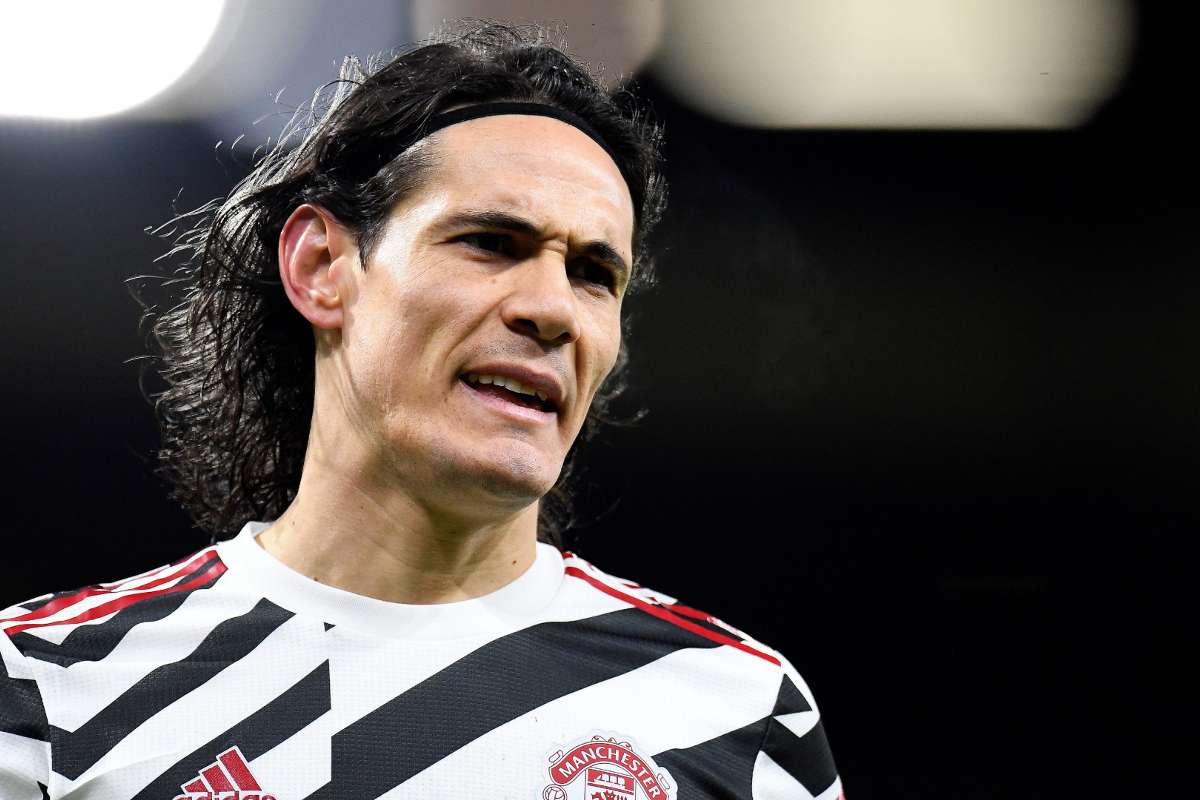 Bố Cavani xác nhận con trai ông không hạnh phúc tại Man United