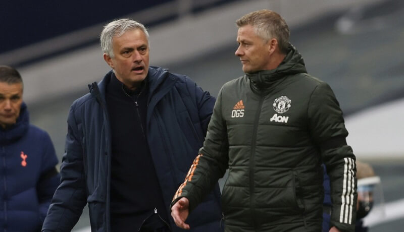 Mourinho không thích những gì Solskjaer nói. (Ảnh: Twitter)