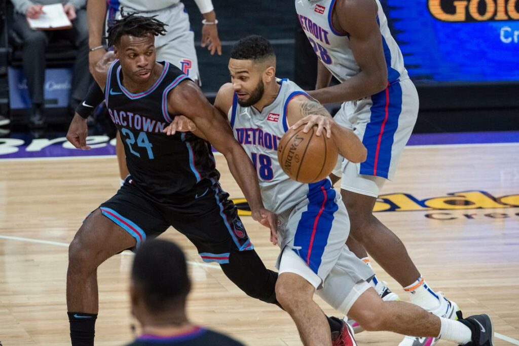 Kings vừa thua Pistons 101-113 sáng ngày 09/04 (giờ Việt Nam)