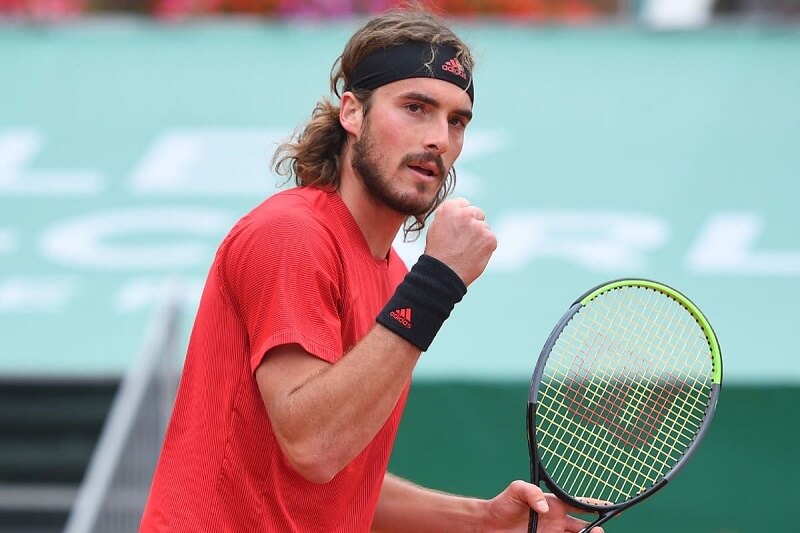 Tsitsipas dẫn đầu cuộc đua dự ATP Finals 2021