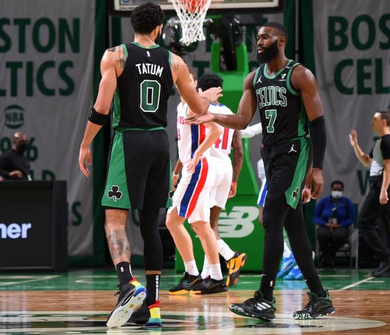 Jayson Tatum cho rằng Jaylen Brown không phải ‘cạ cứng’ của mình