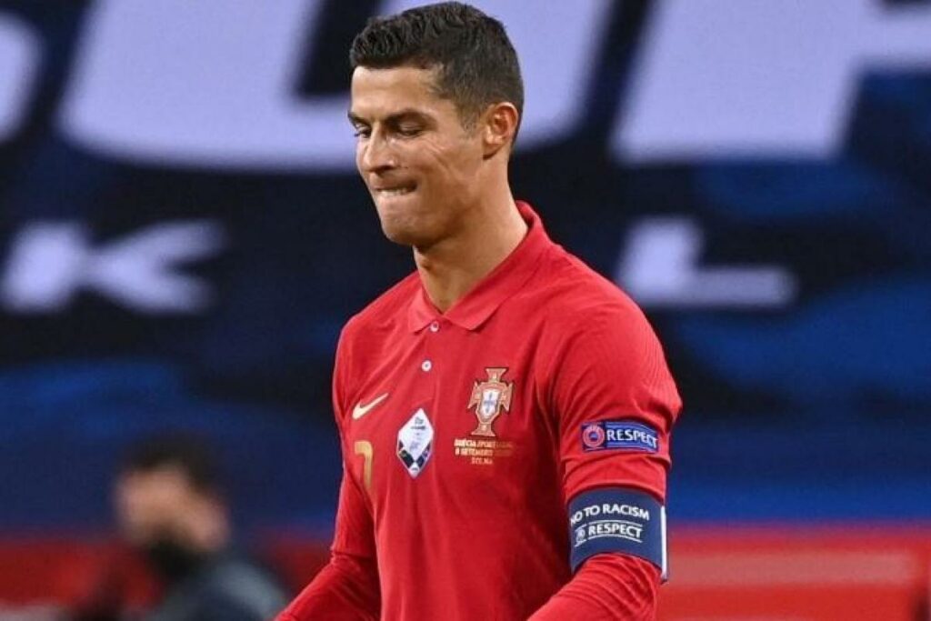 Theo FIFA và UEFA, những cầu thủ như CR7 có thể không được chơi ở C1, Euro hay World Cup nếu cùng CLB dự ESL