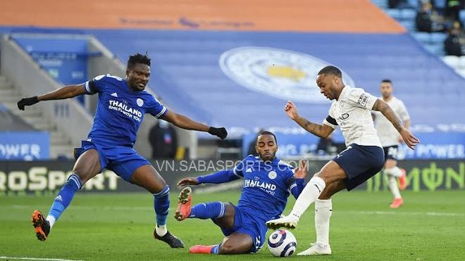 Mendy tỏa sáng, Man City giành 3 điểm trong đại chiến