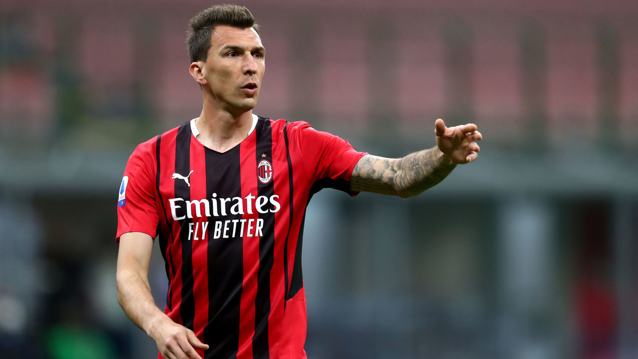 Mandzukic chia tay AC Milan