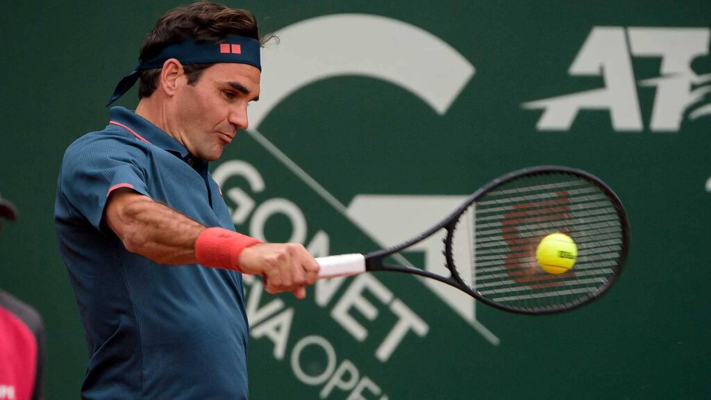 Những cú vung trái của Federer ở set 2 khá ấn tượng