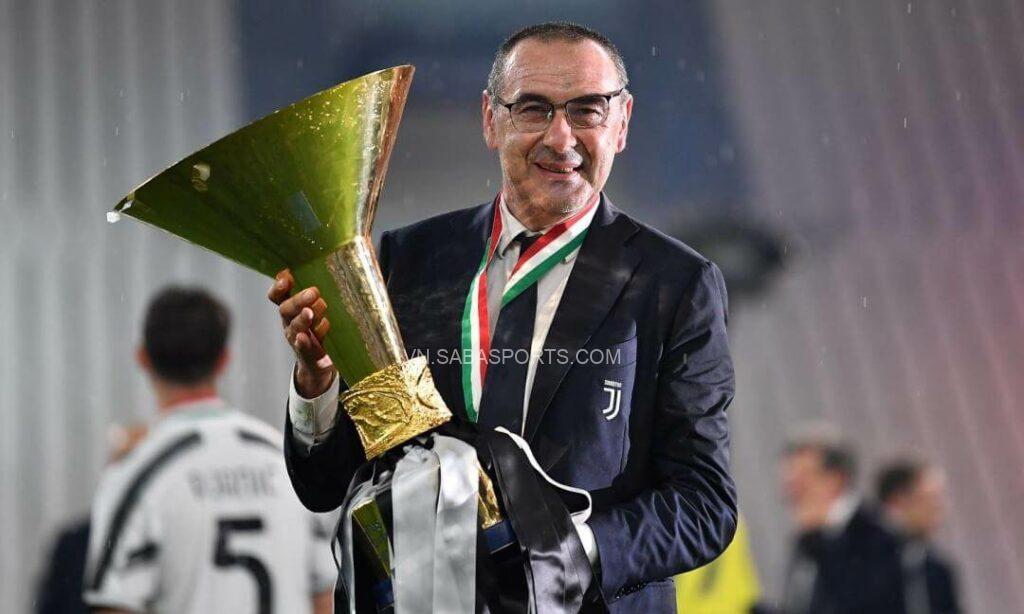 Sarri từng đưa Juventus vô địch Serie A trước khi bị chấm dứt hợp đồng