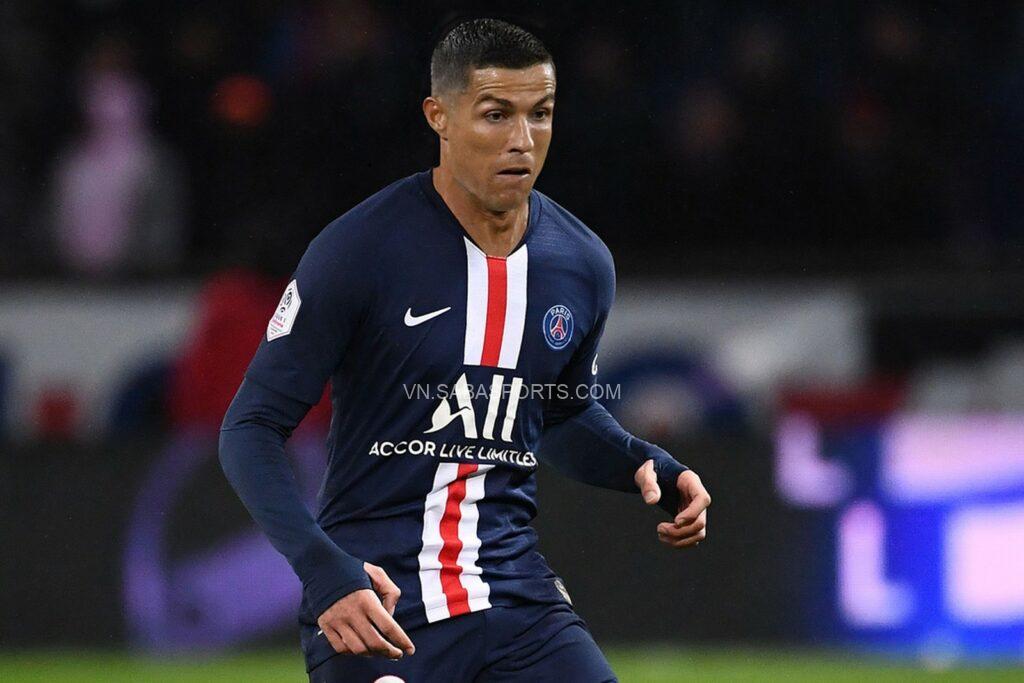 PSG là CLB hiếm hoi có thể chiêu mộ Ronaldo