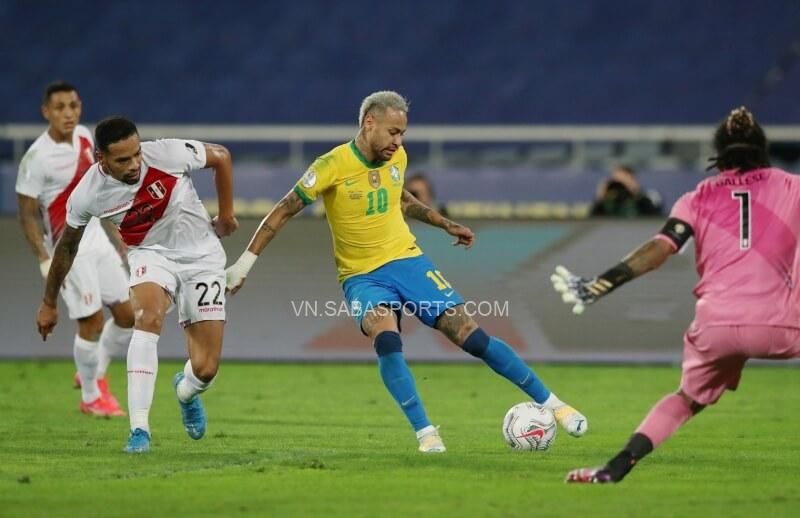 Brazil đang bay cao dựa trên sự ngẫu hứng của Neymar