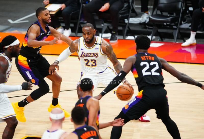 Lakers chỉ đứng thứ 22/30 về số điểm ghi trung bình mỗi trận