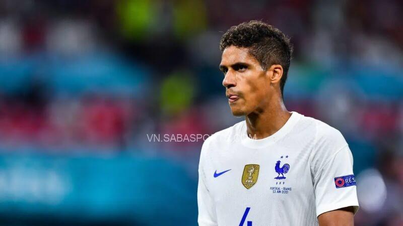 Varane vừa cùng ĐT Pháp chia tay tay Euro 2020