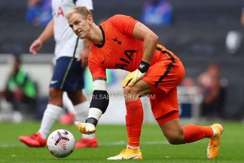 Joe Hart không chơi trận nào ở Ngoại Hạng Anh năm vừa rồi