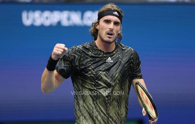 Tsitsipas sử dụng chiến thuật câu giờ. (Ảnh: Eurosport)