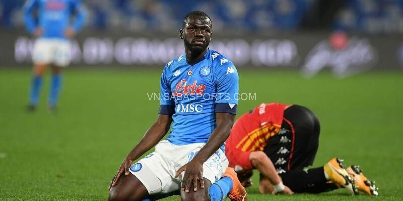 Koulibaly đều vắng mặt ít nhất 10 trận ở Serie A 2 mùa gần đây