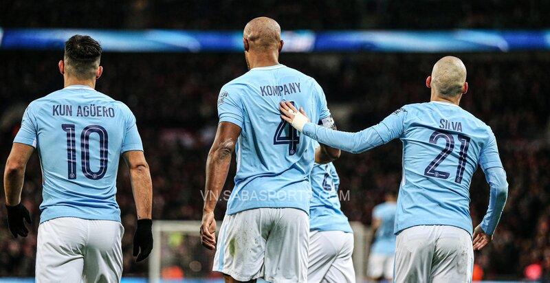 Aguero, Kompany và David Silva là những huyền thoại sống của đội bóng